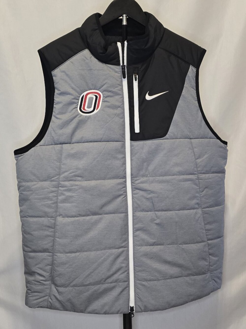 Nike Team Nebraska Omaha Mavericks Puffer Vest Full Zip Insulated Gray Black L